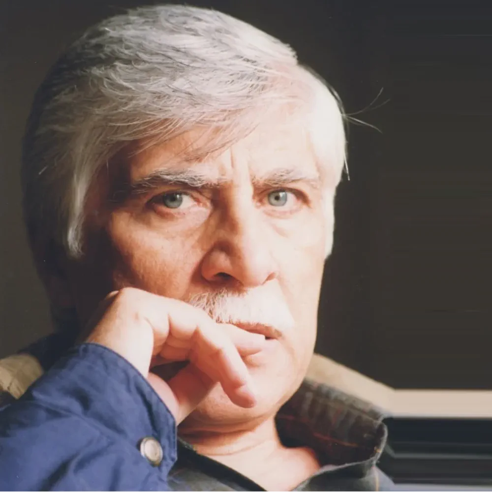 Bahram Beizaei - Author Portrait